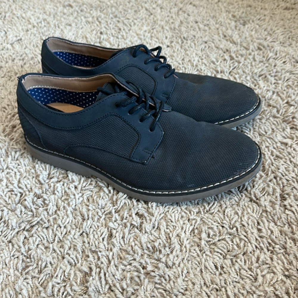 Steve Madden boys dress shoes size 5